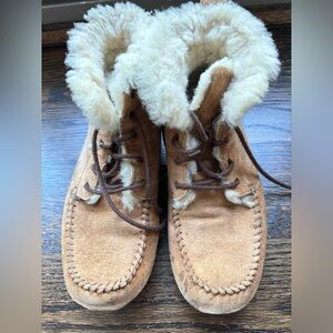 Ugg Chickaree Boots Size 8